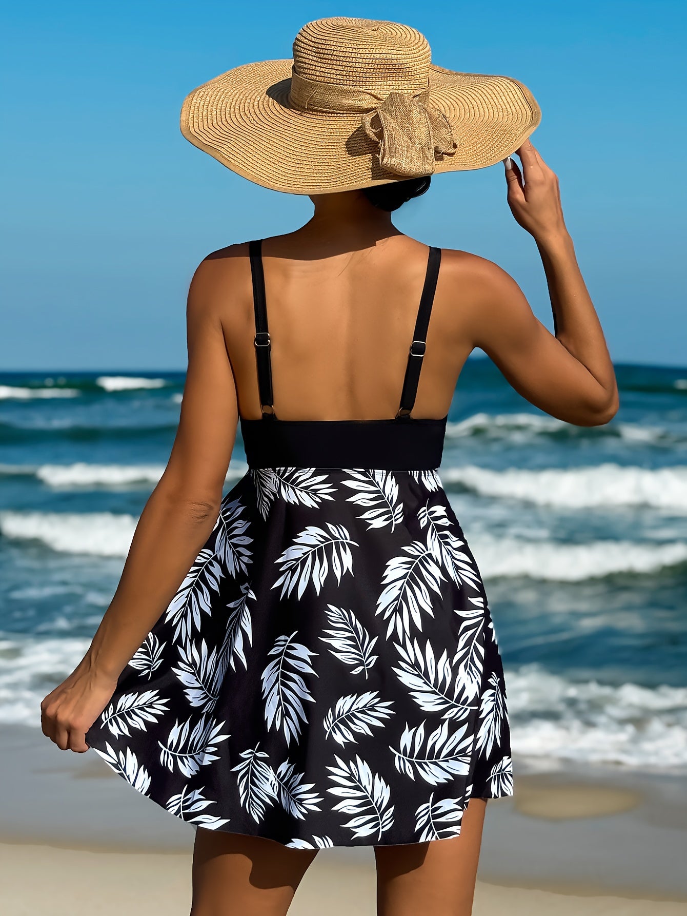 2 Piece Strapless Leaf Print Tankini Set